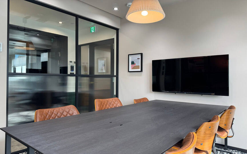 渋谷駅徒歩3分！原状回復不要、Wi-Fi完備のフルセットアップオフィスの写真1A