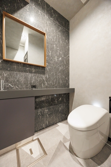 【移転コスト削減】西新宿エリア、デザイン性の高いWi-Fi付きフルセットアップオフィスの写真9