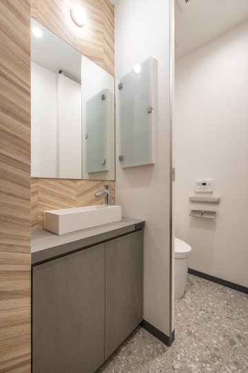 JR浜松町駅徒歩7分！交通利便性抜群の内装・什器付きフルセットアップオフィスの写真11