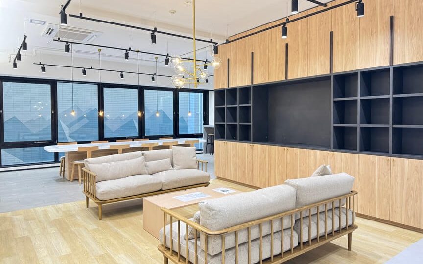 飯田橋駅徒歩7分、2025年1月にリニュアール完了のセットアップオフィスの写真1n