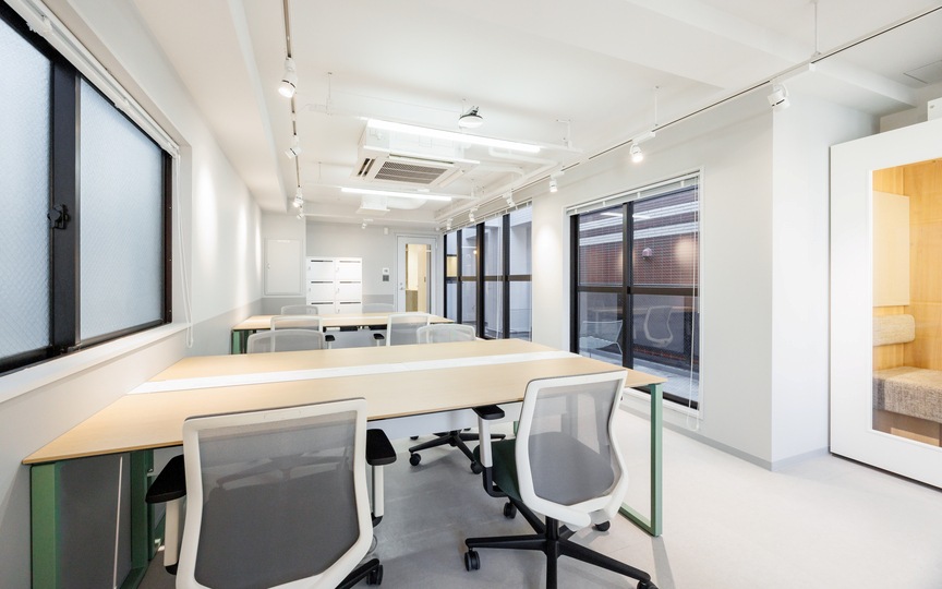 四谷三丁目駅徒歩2分！初期費用ゼロの便利なセットアップオフィスの写真n7