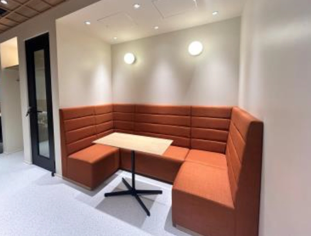 青山一丁目駅徒歩3分！モダンで高い機能性のフルセットアップオフィスの写真4