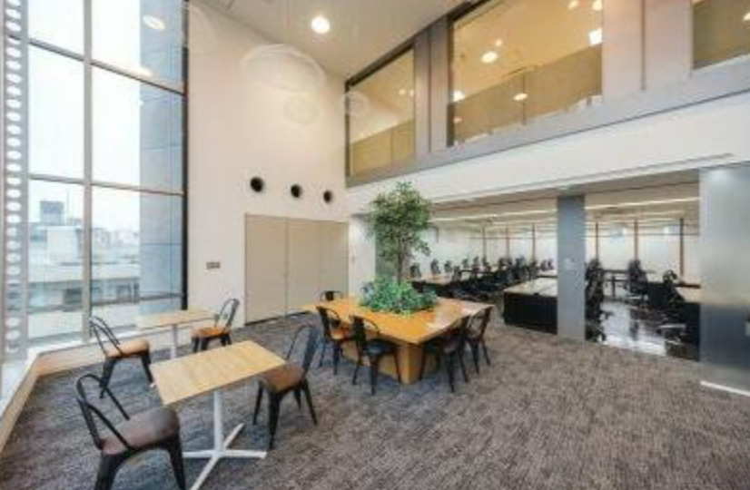 『五反田バレー』100坪超メゾネットタイプのフルセットアップオフィス