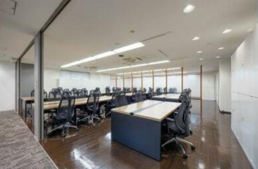 『五反田バレー』の100坪超メゾネットタイプのフルセットアップオフィスの写真6