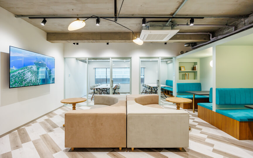 水道橋駅徒歩4分！充実の内装・会議設備付きセットアップオフィス