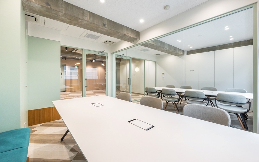 水道橋駅徒歩4分！充実の内装・会議設備付きセットアップオフィスの写真6