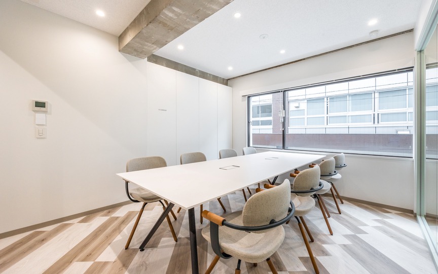 水道橋駅徒歩4分！充実の内装・会議設備付きセットアップオフィスの写真7