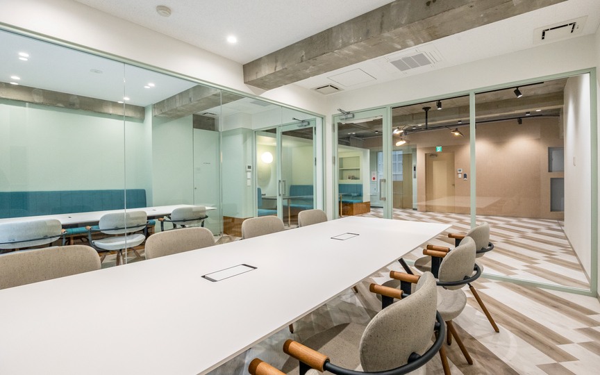 水道橋駅徒歩4分！充実の内装・会議設備付きセットアップオフィスの写真8