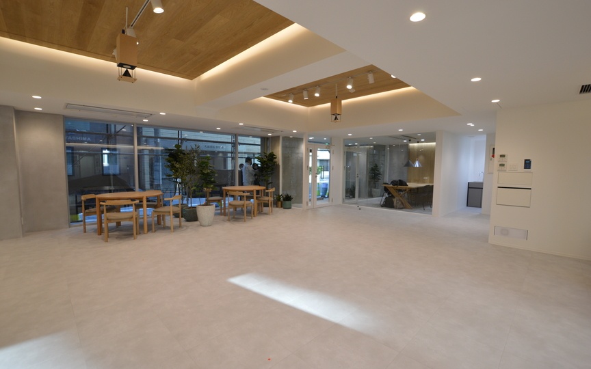 東京駅徒歩8分！会議室・テレカンブース完備のセットアップオフィス​