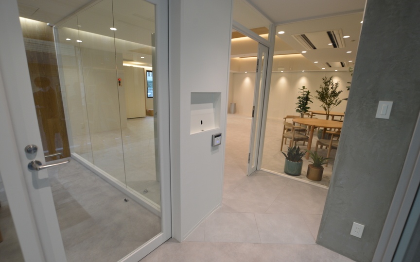 東京駅徒歩8分！会議室・テレカンブース完備のセットアップオフィスの写真4