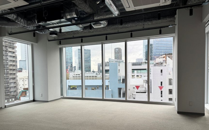 渋谷駅徒歩7分、共用設備充実の新築フルセットアップオフィスの写真5