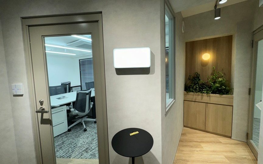 【敷金0・原状回復不要】神田駅徒歩5分の小規模フルセットアップオフィスの写真2