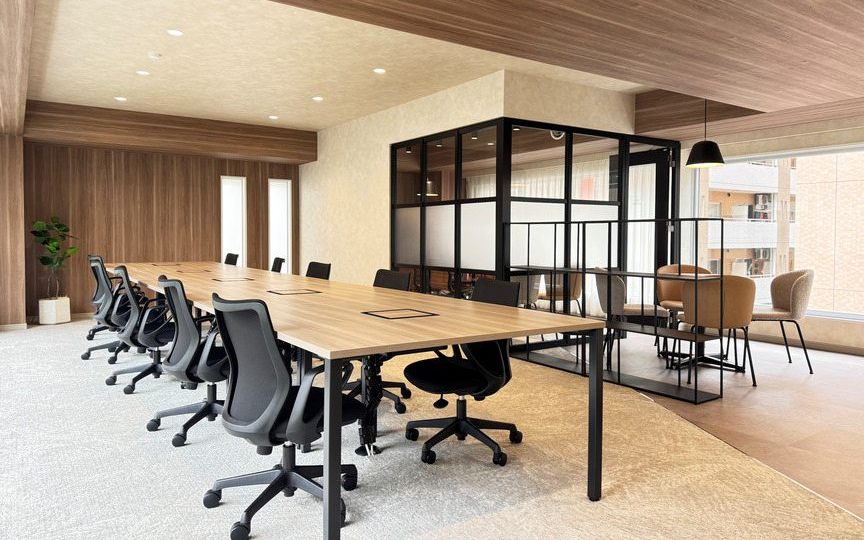 【原状回復不要】新橋駅徒歩6分、銀座の小規模フルセットアップオフィス