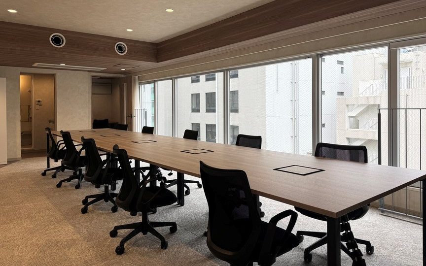 【原状回復不要】新橋駅徒歩6分、銀座の小規模フルセットアップオフィスの写真6