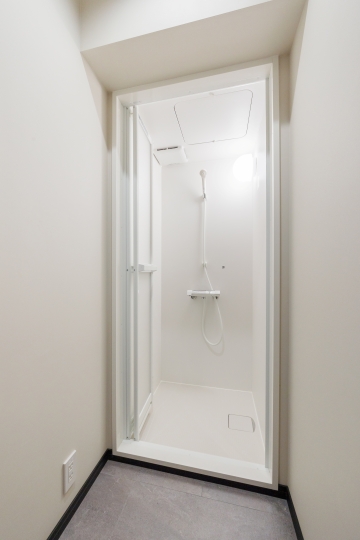 【敷金最大0】四ツ谷駅徒歩4分！会議室完備のフルセットアップオフィスの写真1