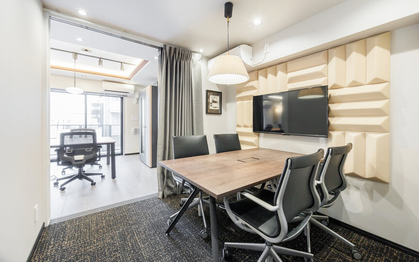 【敷金最大0】四ツ谷駅徒歩4分！会議室完備のフルセットアップオフィスの写真4