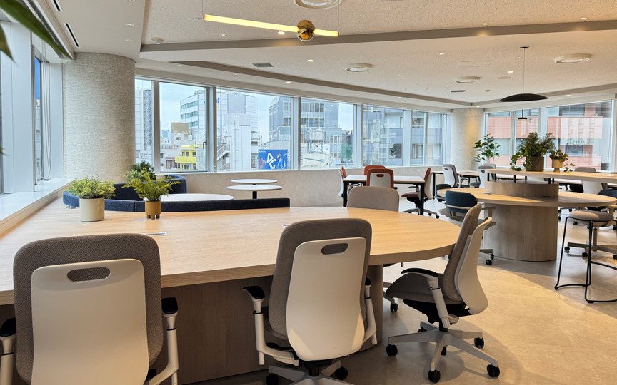 恵比寿駅徒歩1分！敷金最大０・原状回復不要の新装フルセットアップオフィス