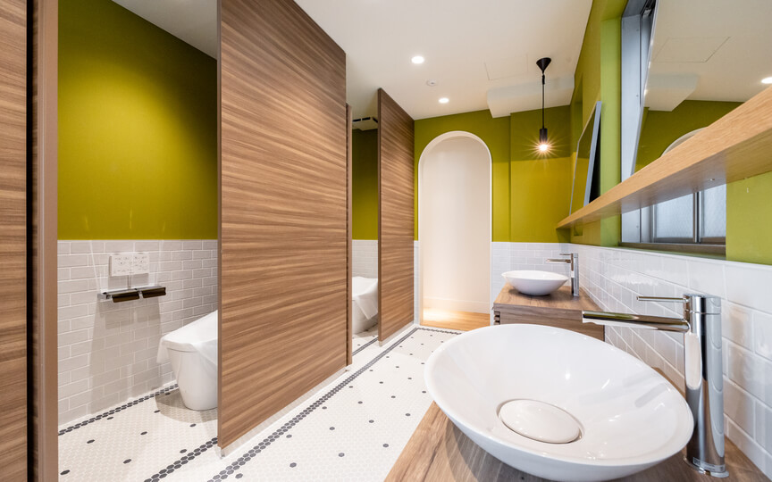 【敷金最大0】港区麻布台エリアの内装付きセットアップオフィスの写真1