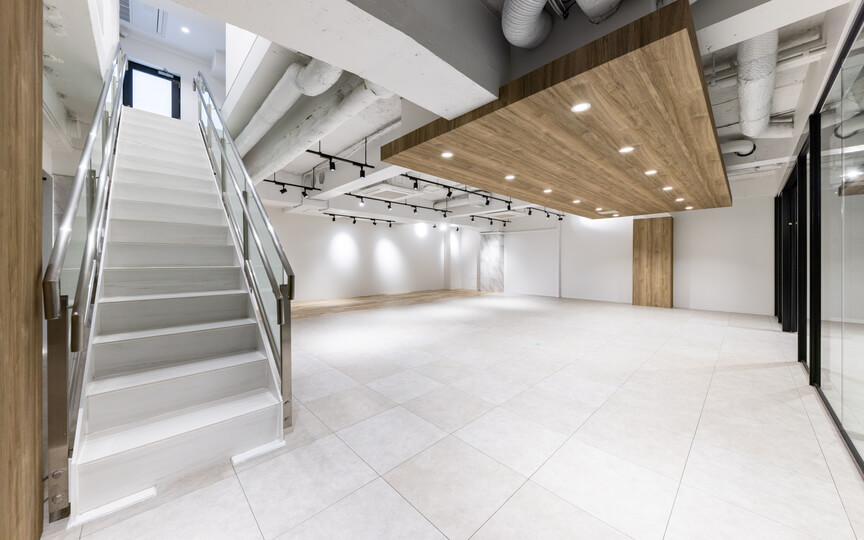 神田駅徒歩4分！B1＋1Fメゾネットタイプのセットアップオフィスの写真5