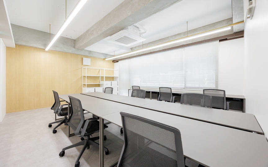 【敷金0・原状回復無】京橋エリアのWi-Fi付フルセットアップオフィスの写真n3