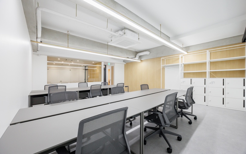 【原状回復不要】東京駅徒歩圏内！内装・Wi-Fi完備のフルセットアップオフィスの写真n8