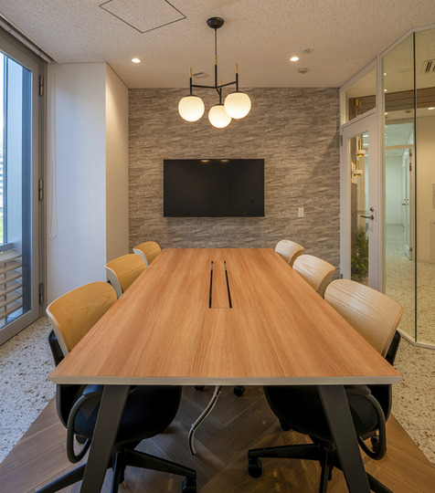 新橋駅徒歩2分！Wi-Fi完備の築浅フルセットアップオフィスの写真7