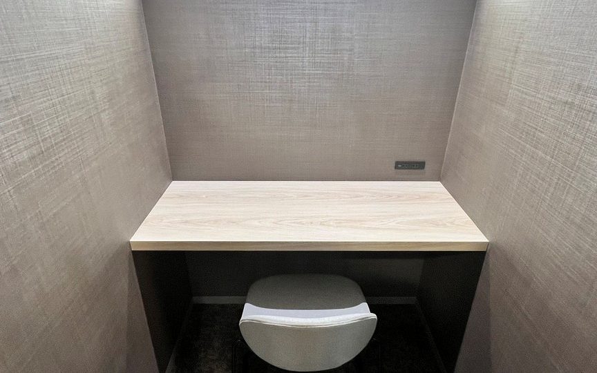 半蔵門駅徒歩3分！会議室・テレカンブース各2室完備のセットアップオフィスの写真11