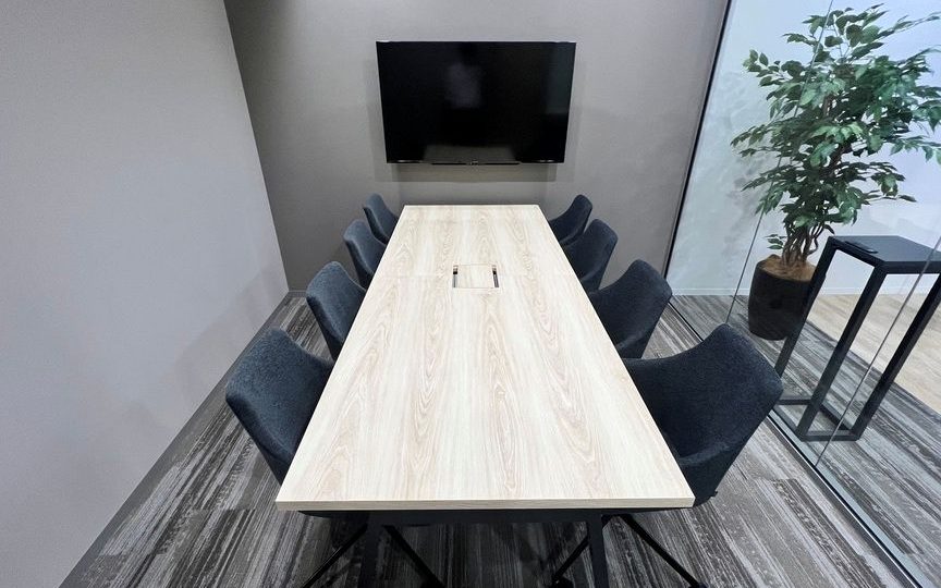 半蔵門駅徒歩3分！会議室・テレカンブース各2室完備のセットアップオフィスの写真3