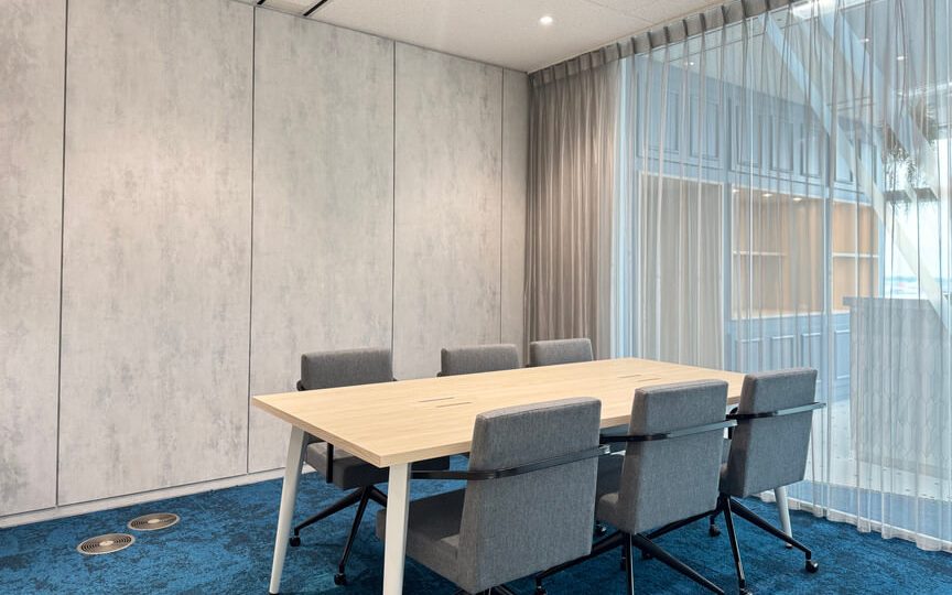 【敷金最大0】港区お台場エリア、共用施設充実のセットアップオフィスの写真4