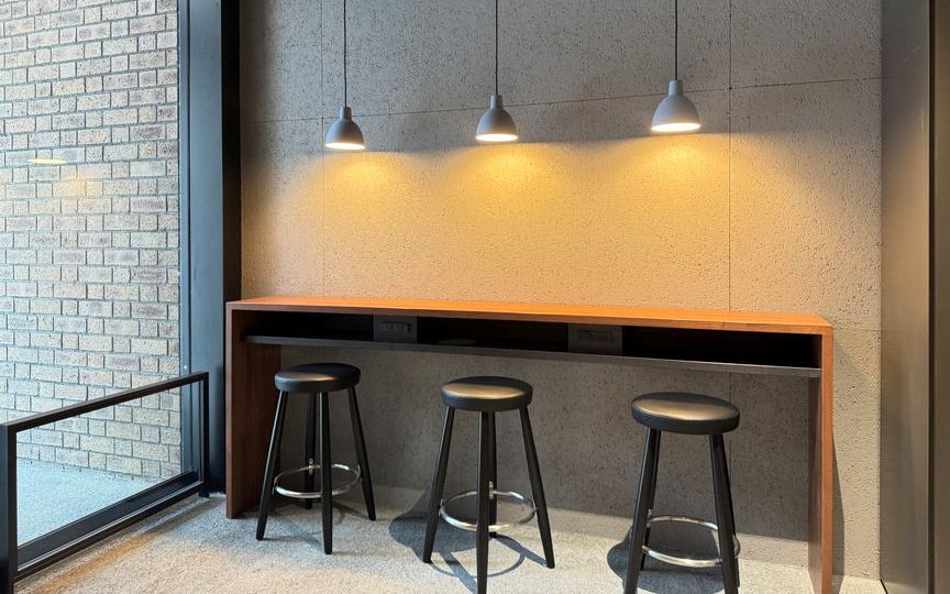 淡路町駅徒歩1分！共用部・セキュリティ充実の新築セットアップオフィスの写真2