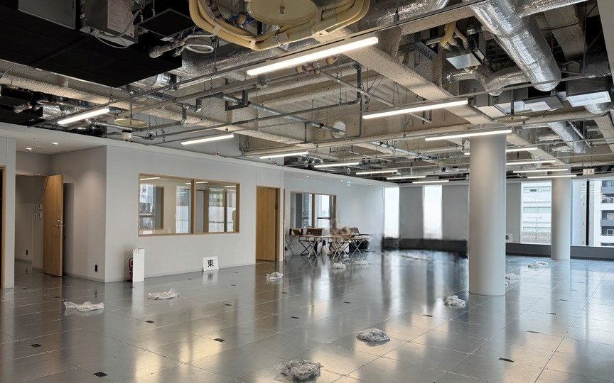 淡路町駅徒歩1分！共用部・セキュリティ充実の新築セットアップオフィス