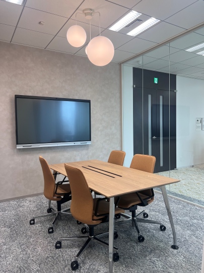 【敷金最大0・原状回復不要】池袋の1フロア専有フルセットアップオフィスの写真n3