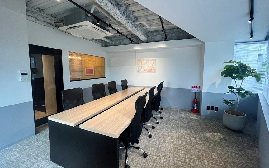 【敷金最大0・原状回復不要】北参道駅徒歩3分の小規模向けフルセットアップオフィス