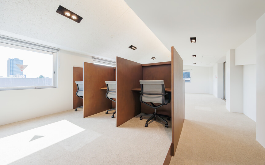 【敷金最大0】市ヶ谷の”公園のように集いたくなる”セットアップオフィスの写真10