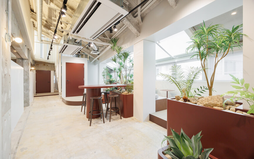 【敷金最大0】市ヶ谷の”公園のように集いたくなる”セットアップオフィスの写真5