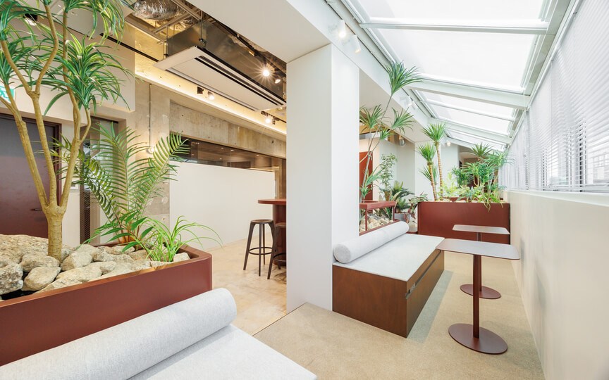 【敷金最大0】市ヶ谷の”公園のように集いたくなる”セットアップオフィスの写真6