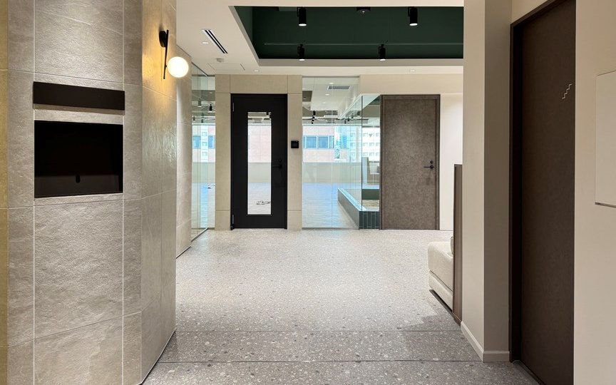 【仲介手数料0】大門駅徒歩2分！会議スペース充実のセットアップオフィス