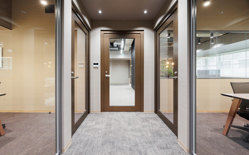 【敷金最大0ヶ月】人形町駅徒歩5分！会議室完備の40名規模セットアップオフィスの写真3