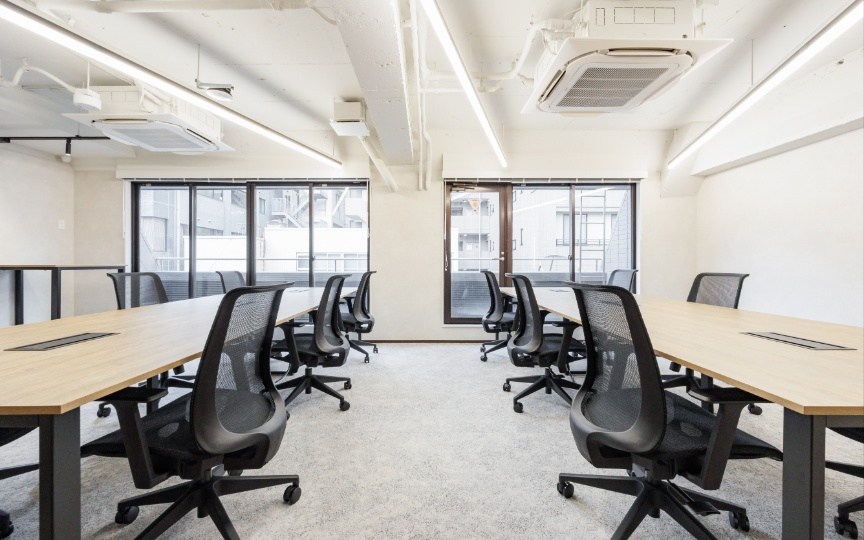 秋葉原駅徒歩3分！仲介手数料・原状回復不要のフルセットアップオフィスの写真6