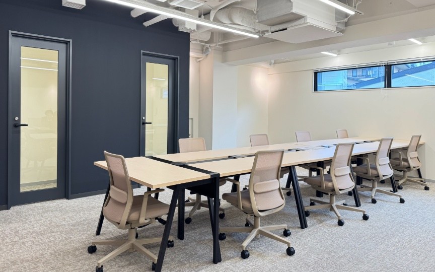 恵比寿駅徒歩6分！会議室・ラウンジ完備のフルセットアップオフィスの写真n5