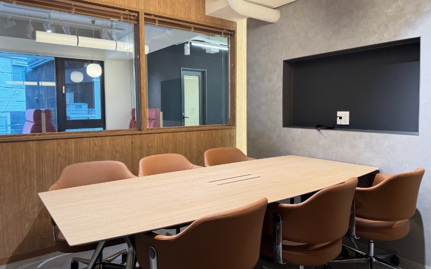 恵比寿駅徒歩6分！会議室・ラウンジ完備のフルセットアップオフィスの写真n8