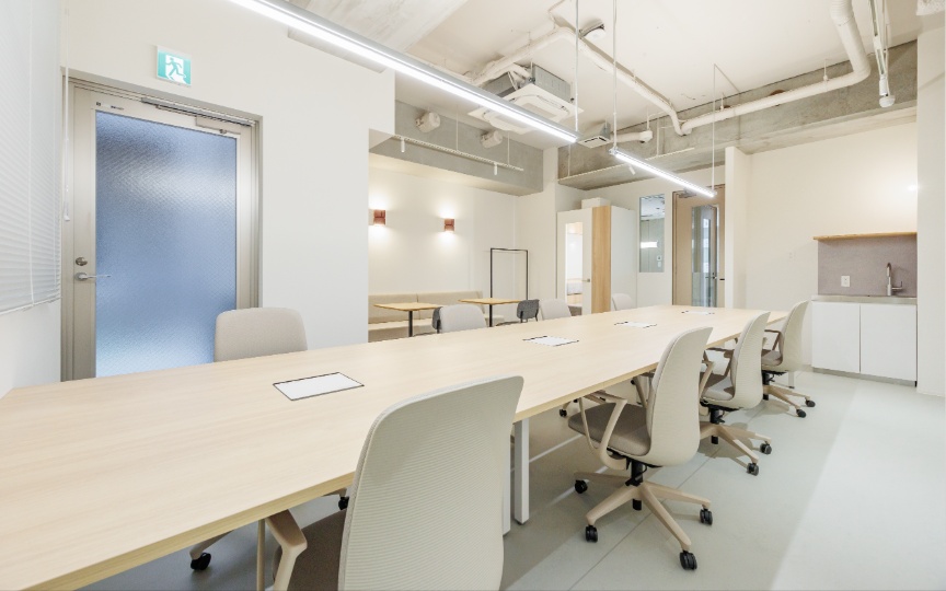 大門駅徒歩４分、初期費用大幅削減のWi-Fi付築浅フルセットアップオフィスの写真n1