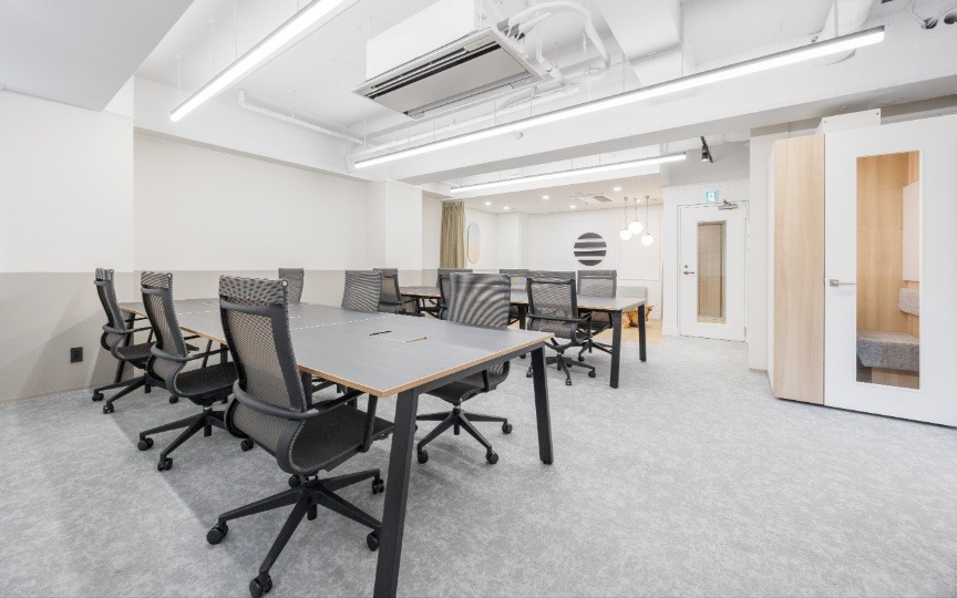 【仲介手数料不要】新宿御苑前駅徒歩5分の小規模向けフルセットアップオフィスの写真13