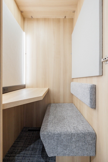 【仲介手数料不要】新宿御苑前駅徒歩5分の小規模向けフルセットアップオフィスの写真2