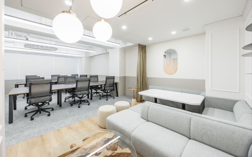 【仲介手数料不要】新宿御苑前駅徒歩5分の小規模向けフルセットアップオフィスの写真5