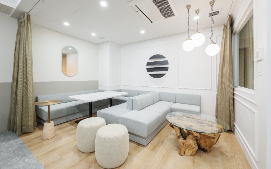 【仲介手数料不要】新宿御苑前駅徒歩5分の小規模向けフルセットアップオフィスの写真6