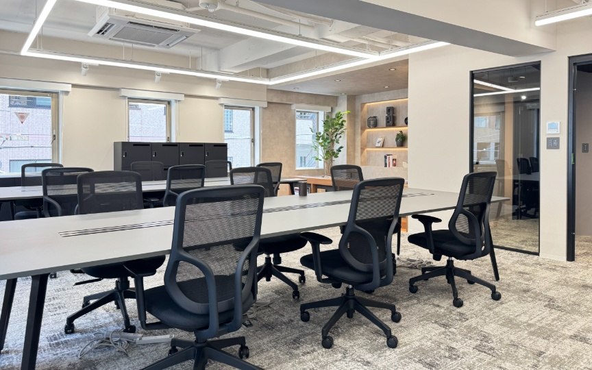 【敷金最大0】JR八丁堀駅徒歩5分、内装・家具付きフルセットアップオフィスの写真7