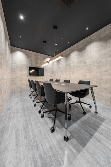 新宿駅徒歩圏内！ビル内共有ラウンジも利用可能な家具付きフルセットアップオフィスの写真5