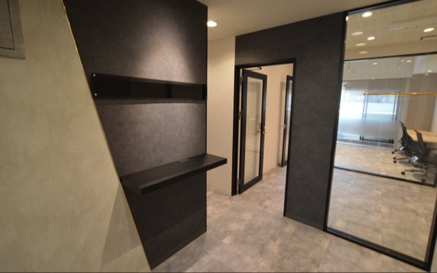 茅場町駅徒歩5分！空港利用にも便利な立地の、小規模向けフルセットアップオフィスの写真2