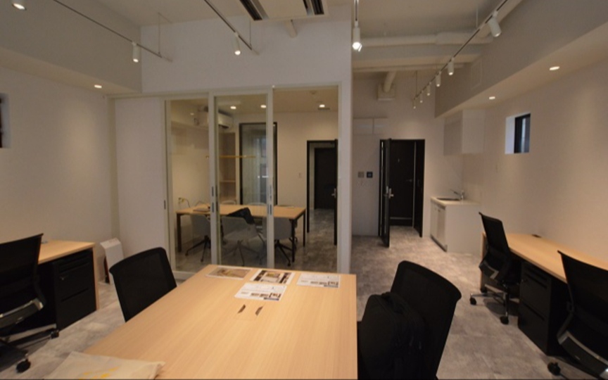 茅場町駅徒歩5分！空港利用にも便利な小規模向けフルセットアップオフィス